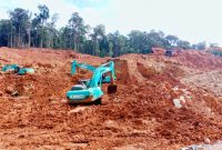 Lokasi aktivitas penambangan ore nikel di wilayah IUP PT Antam Tbk, blok mandiodo, Konawe Utara, diduga lokasi titik sumber pencemaran air bersih masyarakat desa lamondowo.(*Rul/Kroscek). 