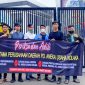 Aksi Unjuk Rasa Forsemesta di depan Kantor Kementerian ESDM mendesak Proses Hukum Dirut Perusda Kolaka. Kamis (14/04/2022). (*Ist) 