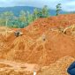 Aktivitas PT Sandima Duta Emilan (SDE) diduga merambah kawasan Hutan di IUP PT Antam Tbk, eks IUP PT Wanagon. (*Ist) 