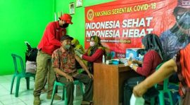 Binda Lampung bersama Dinkes Lamtim menggencarkan vaksinasi serentak. Rabu (10/08/2022). (*Ist) 