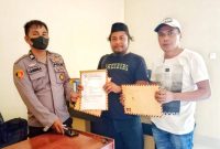 Forkam HL Sultra resmi melaporkan tiga perusahaan dugaan illegal mining ke Polres Konut, Rabu (28/09/2022). (*Ist) 