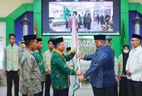 Ali Mazi resmi melepas kontingen Sultra pada ajang Kompetisi Sains Madrasah tingkat Nasional tahun 2022, di aula kantor wilayah Kementrian Agama Sultra, Jum'at (07/10/2022). (*Ist) 