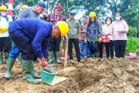 Peletakan batu pertama Gedung USI. Senin (31/10/2022). (*Ist) 