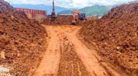 Stok phile ore nikel kontraktor mining PT SBP yang diduga dimuat oleh PT HMN di lokasi Jetty II PT Cinta Jaya (CJ) tepatnya pada tanggal 18 Mei 2022. (*Ist) 