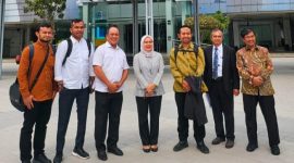 Bupati Konut menyempatkan diri berkunjung ke Khalifah University Uni Emirat Arab (UEA). Kedatangan Ruksamin disambut oleh para profesor dan menggaungkan CoE. (*Ist) 
