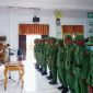 Ruksamin resmi melantik dan mengambil sumpah 340 Satlinmas, di Aula Anawai Ngguluri, Senin, (22/5/2023). (*Ist)