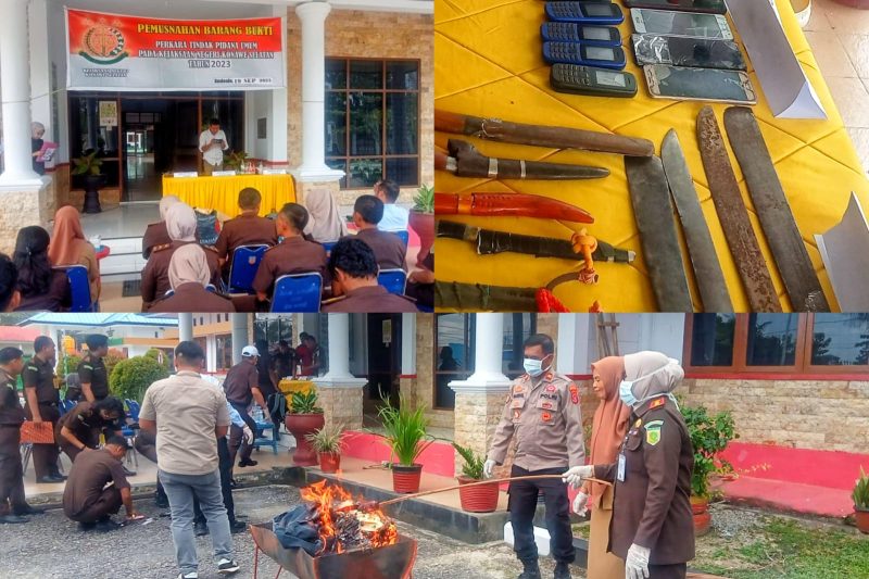 Kejari Konsel bersama Polsek Andoolo memusnakan barang bukti tindak pidana umum dan narkotika. Selasa, 19 september 2023 sekira pukul 10.30 wita.