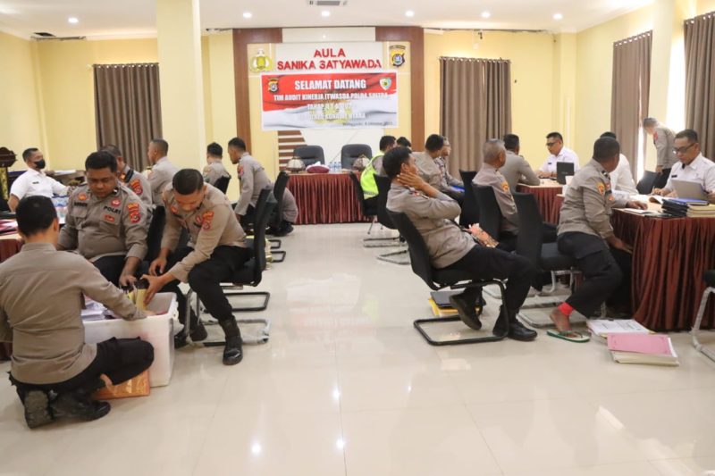 Itwasda Polda Sultra, melaksanakan audit kinerja Tahap II Tahun Anggaran 2023, di Polres Konawe utara (Konut), Selasa (10/10/2023).