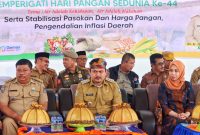 Pemkab Koltim memperingati Hari Ke- 44 Pangan Sedunia, di lapangan Kecamatan Loea, Senin (16/10/2023).