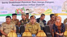 Pemkab Koltim memperingati Hari Ke- 44 Pangan Sedunia, di lapangan Kecamatan Loea, Senin (16/10/2023).