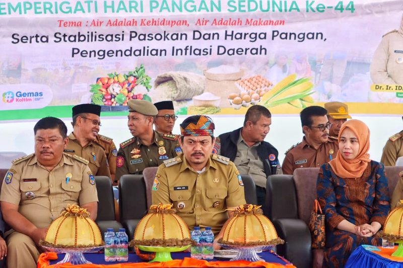 Pemkab Koltim memperingati Hari Ke- 44 Pangan Sedunia, di lapangan Kecamatan Loea, Senin (16/10/2023).
