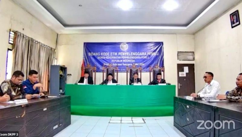 DKPP Menggelar sidang pemeriksaan dugaan pelanggaran Kode Etik Penyelenggara Pemilu KPU Konawe Selatan di Kantor Bawaslu Provinsi Sulawesi Tenggara, Kota Kendari pada Selasa (7/5/2024) Pukul 09.00 Wita.