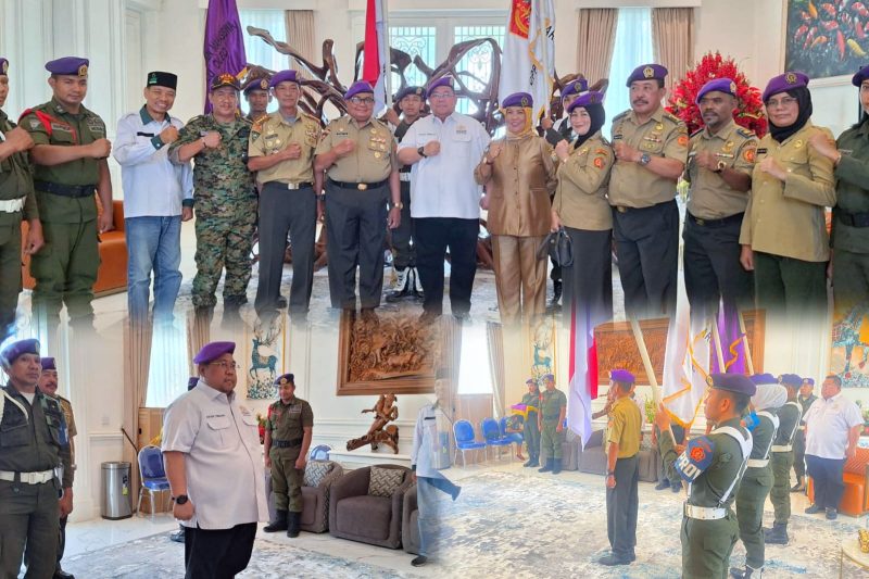Anton Timbang resmi diangkat sebagai anggota Dewan Kehormatan Ikatan Alumni Resimen Mahasiswa Indonesia Sulawesi Tenggara. Senin, 3Juni 2024.