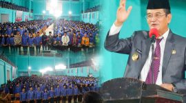Wakil Bupati Konawe Utara, H. Abuhaera memberikan sambutannya kepada 1.697 aparatur gabungan dari PNS dan ASN PPPK, di GOR Konasara. Senin malam, (03/06/2024).