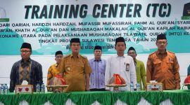 Mewakili Bupati Konut, H. Ruksamin, Wabup Konut, H. Abuhaera resmi membuka Training Center (TC) yang ketiga kalinya, diadakan di Hotel Oheo pada Senin, 10 Mei 2024.