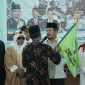 Sekda Konut menyambut kepulangan Jamaah Haji asal Kabupaten Konawe Utara di Auditorium UPBU Bandara Halu Oleo Kab. Konawe Selatan, pada Kamis, 18 Juli 2024.