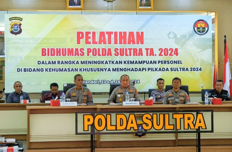 Bid Humas Polda Sultra menyelenggarakan pelatihan di Aula Dachara, Selasa (23/7/2024).