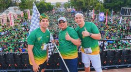 Lautan Manusia Menyelimuti Kegiatan Sultra Run Bersama Ruksamin dan Raffi Ahmad. Minggu, (28/07/2024).