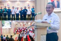 Asisten III Setda Kota Kendari Makmur mewakili Pj Wali Kota Kendari di Aula Samaturu Balai Kota Kendari, Rabu (31/7/2024).