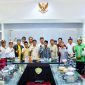 Dualisme Kesultanan Buton sepakat bersatu di aula lantai dua kantor Wali Kota Baubau Palagimata Sabtu (3/8/2024). 