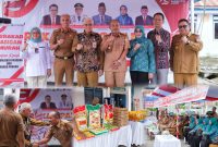 Drs. H. Asrun Lio, M.Hum., Ph.D, memberikan sambutannya pada acara Gerakan Pangan Murah. Selasa, (06/08/2024).