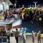 Personel Patroli Pos Mobile Polres Konawe Utara sapa langsung ke masyarakat di wilayah rawan tindakan kejahatan. Kamis malam, (08/08/2024)