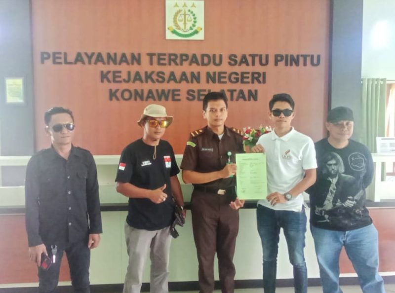 L-KPK Sultra resmi melaporkan Pembangunan Rehabilitasi Berat Gedung Farmasi Konawe Selatan Tahun Anggaran 2024. Rabu, (21/08/2024).