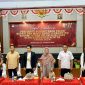 Komisi Pemilihan Umum (KPU) Konawe Utara (Konut) menggelar rapat koordinasi terkait persiapan pendaftaran calon Bupati dan Wakil Bupati pada Pemilihan Kepala Daerah (Pilkada) serentak tahun 2024 di Aula Oheo KPU Konut, Minggu (25/8/2024).