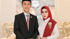 Eks Ketua DPRD Konut, H. Ikbar, SH., MH, bersama Istri. 