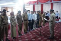 Drs. La Ode Saifuddin, M.Si, secara resmi mengukuhkan Tim Percepatan Akses Keuangan Daerah (TPKAD) Kabupaten Konawe Utara pada Senin, 21 Oktober 2024.