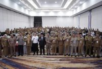 Drs. La Ode Saifuddin, M.Si, mengikuti Rapat Koordinasi Pengawasan Daerah (Rakorwasda) Tahun 2024 di Hotel Claro Kendari pada Selasa (11/11/2024).