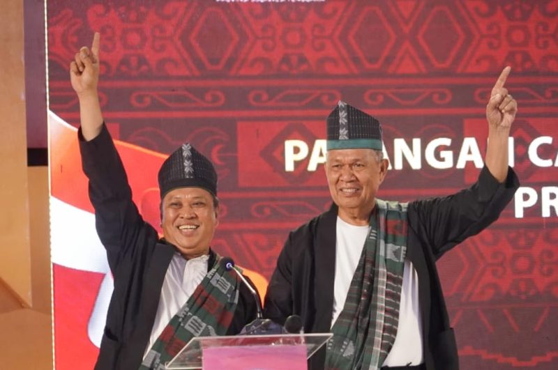 Pasangan calon Gubernur dan Wakil Gubernur Sulawesi Tenggara (Sultra), Ruksamin-Sjafei, laksanakan debat kedua, di aula hotel Sutan Raja, Kolaka, Jumat (01/11) malam.