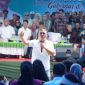 Ketua DPC PBB Konut, Herman Sewani menyampaikan orasi politiknya mengajak masyarakat konut memilih putra terbaik konut pada kampanye dialogis Harus Selaras di lapangan Desa Belalo, Kecamatan Lasolo. Rabu, (20/11/2024).