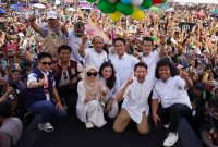 Dihadiri Pasangan Calon Gubernur, Nomor Urut Satu, Ruksamin-Sjafei di Kampanye Akbar Ikbar-Abuhaera, Lapangan Gor Wanggudu, Sabtu (23/11/2024).