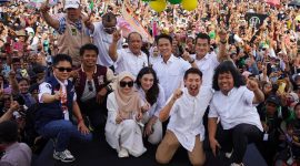 Dihadiri Pasangan Calon Gubernur, Nomor Urut Satu, Ruksamin-Sjafei di Kampanye Akbar Ikbar-Abuhaera, Lapangan Gor Wanggudu, Sabtu (23/11/2024).