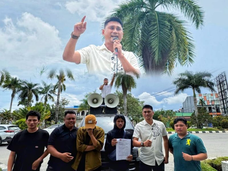 Konsorsium Aktivis Muda Indonesia (KAMI) Sulawesi Tenggara (Sultra) menggelar unjuk rasa di Kantor Kejaksaan Tinggi Sultra. Senin, (20/01/2025).
