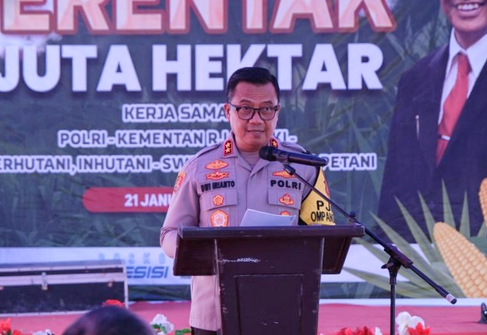 Kapolda Sultra, Irjen Pol Dwi Irianto,.
