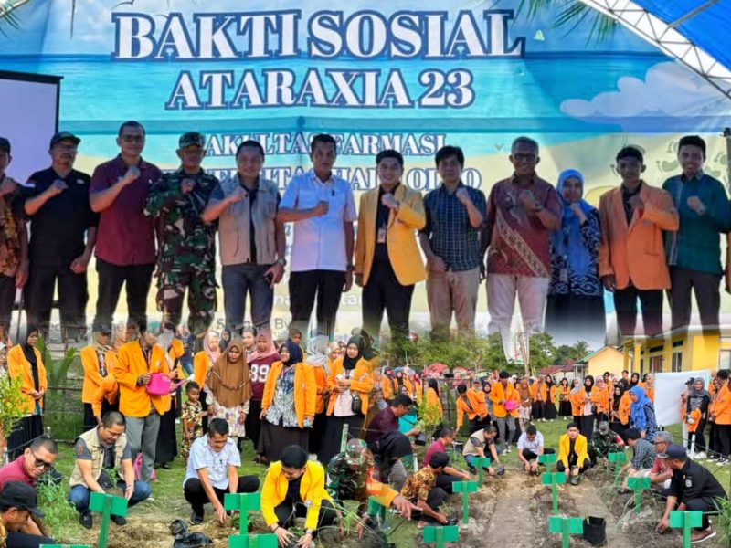 Ketua Komisi III DPRD Konut, Samir, S.IP., M.Si turut mengikuti pembukaan Baksos berlangsung dilaksanakan pada Kamis, 23 Januari 2025, bertempat di Lapangan Desa Taipa, Kecamatan Lembo, Konawe Utara.