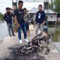Kendaraan roda dua milik darius untuk kedua kalinya dibakar OTK hingga saat ini belum terungkap.