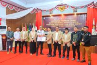 Penetapan Bupati dan Wakil Bupati Konawe Utara, Ikbar-Abuhaera berlangsung dalam rapat pleno terbuka di Aula Kantor KPU Konut, Kelurahan Wanggudu, Kecamatan Asera, pada Rabu (5/2/2025)