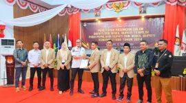 Penetapan Bupati dan Wakil Bupati Konawe Utara, Ikbar-Abuhaera berlangsung dalam rapat pleno terbuka di Aula Kantor KPU Konut, Kelurahan Wanggudu, Kecamatan Asera, pada Rabu (5/2/2025)