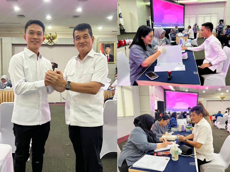 Pasangan Ikbar-Abuhaera menjalani pemeriksaan kesehatan di Rumah Sakit Pusat Angkatan Darat (RSPAD) Gatot Soebroto, Jakarta Pusat, Senin (17/02/2025). 
