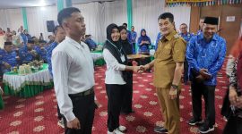 Wakil Bupati Konawe Utara, H. Abuhaera membuka Sosialisasi Penerimaan Mahasiswa Baru Politeknik Kelautan dan Perikanan (KP) Tahun Akademik 2025/2026, Selasa (17/6/2025), di Aula Anawai Ngguluri, Kantor Bupati Konut.