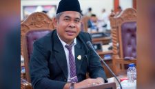 Anggota DPRD Sultra, Drs. H. Abdul Halik.