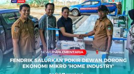 Anggota Dewan Perwakilan Rakyat Daerah (DPRD) Konawe Utara (Konut) Fraksi Partai Bulan Bintang (PBB), Fendrik, S.Kom (Kedua dari kiri kemeja biru cream) mendampingi penyaluran Mesin Jahit kepada penerima manfaat Home Industry, Selasa (24/06/2025).