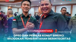Bupati Konawe Utara, H. Ikbar, S.H., M.H., salam kompak bersama Wakil Ketua II DPRD Konawe Utara, Muhardin, S.Pd., pada menghadiri Rapat Koordinasi Program Pencegahan Korupsi Terintegrasi Pemerintah Daerah se-Provinsi Sultra yang digelar di Aula Kantor Gubernur Sultra, Kamis (31/07/2025). Foto : Istimewa.