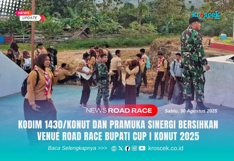 Anggota TNI Kodim 1430 Konawe Utara bersama Pramuka terlihat melakukan kegiatan gotong royong pembersihan lokasi venue Alun-alun Konasara pada Open Turnamen Road Race Bupati Cup I Konawe Utara Championship 2025. Suasana tampak penuh semangat dengan latar area terbuka, Sabtu (30/08/2025).