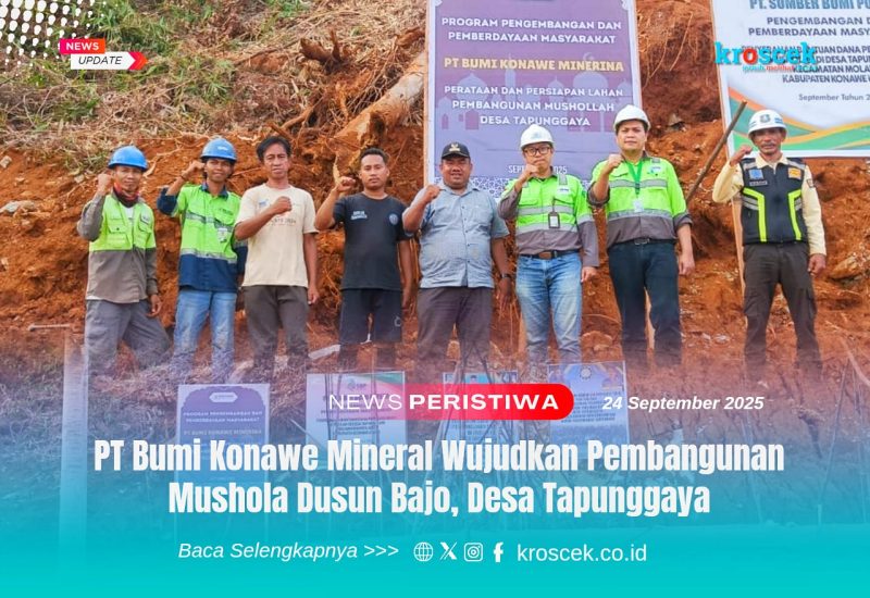 PEMBANGUNAN MUSHOLA - Tim PT Bumi Konawe Mineral dan masyarakat setempat berfoto bersama di area perataan lahan pembangunan mushola Dusun Bajo, Desa Tapunggaya, Kabupaten Konawe Utara, Rabu (24/9/2025).