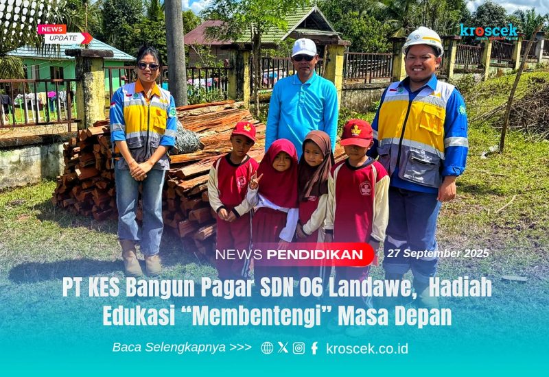 Perwakilan Management PT KES bersama guru dan siswa SDN 06 Landawa berpose di lokasi pembangunan pagar sekolah sebagai dukungan peningkatan fasilitas pendidikan, Jum'at (26/9/2025).