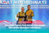 SINKRONISASI PROGRAM - Sekda Konawe Utara, Dr. Safruddin, S.Pd., M.Pd., (kanan) menghadiri rapat koordinasi sinkronisasi program pusat dan daerah tahun 2025, mendorong keselarasan pembangunan daerah dengan kebijakan Nasional.